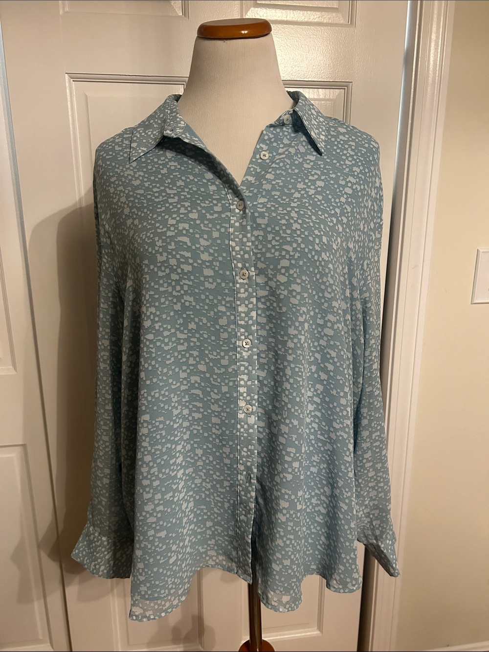 Calvin Klein Light Blue Printed Button-Up Blouse